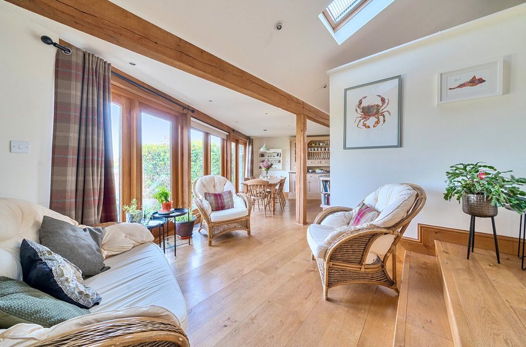 Property photo 3 of 14 Breakfast Rm/Kitchen