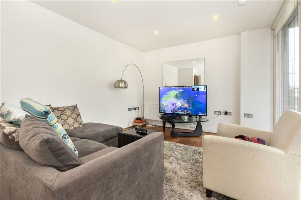 Property photo 2 of 6