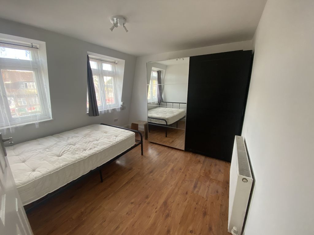 Property photo 1 of 7 2 Bedroom Flat For Rent