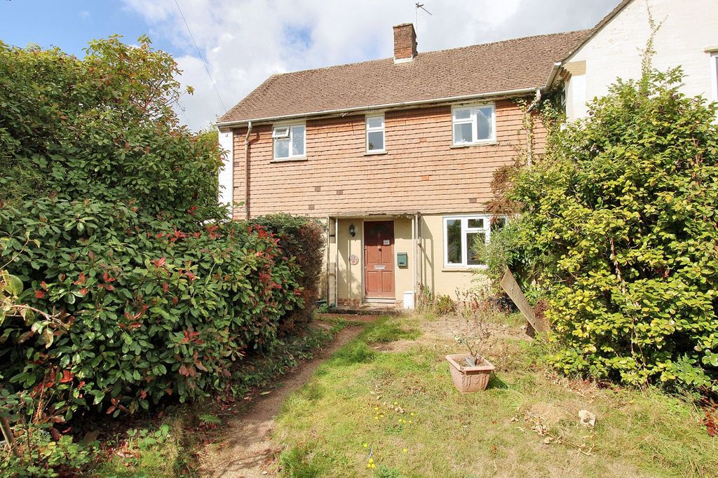 Property photo 1 of 11 Front
