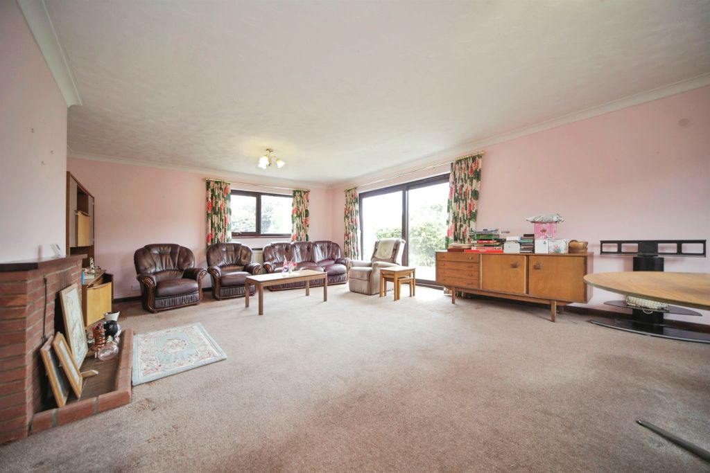 Property photo 3 of 20