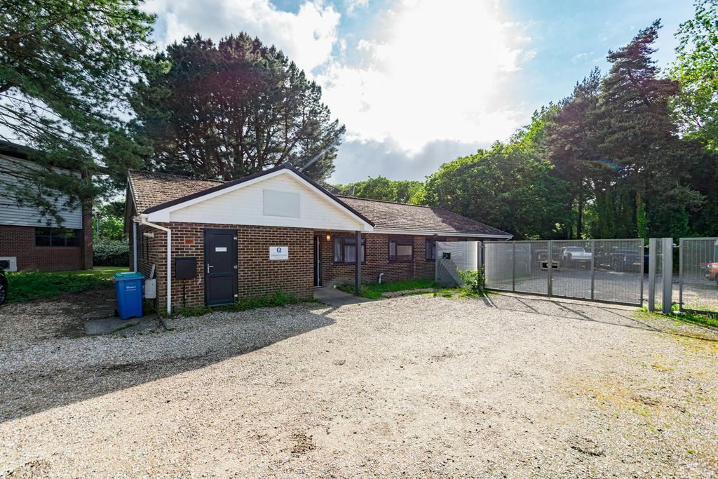 Property photo 1 of 6 20.Jpg