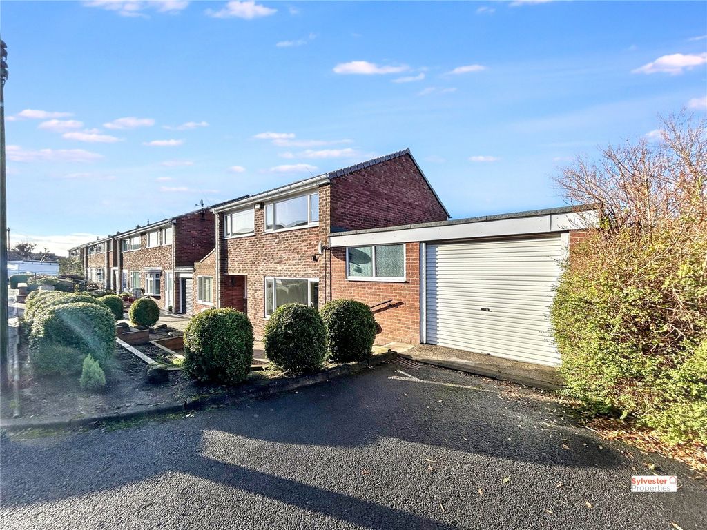 Property photo 2 of 25 Picture No. 16