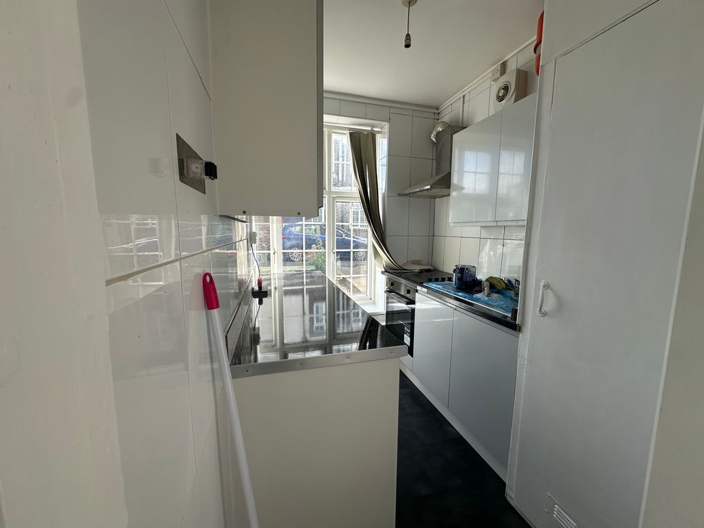 Property photo 1 of 3