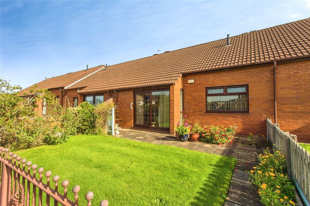 Property photo 2 of 17 Picture No. 05