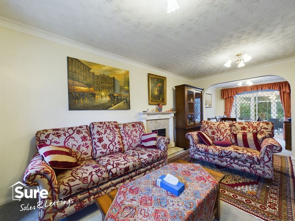 Property photo 2 of 22 3595275