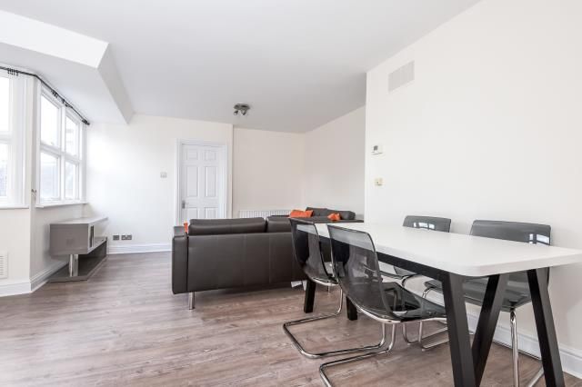 Property photo 2 of 10 Internal View