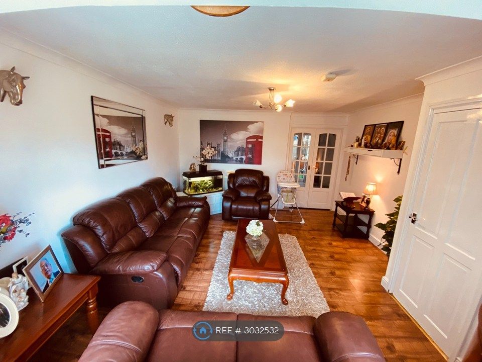 Property photo 2 of 16 Hall