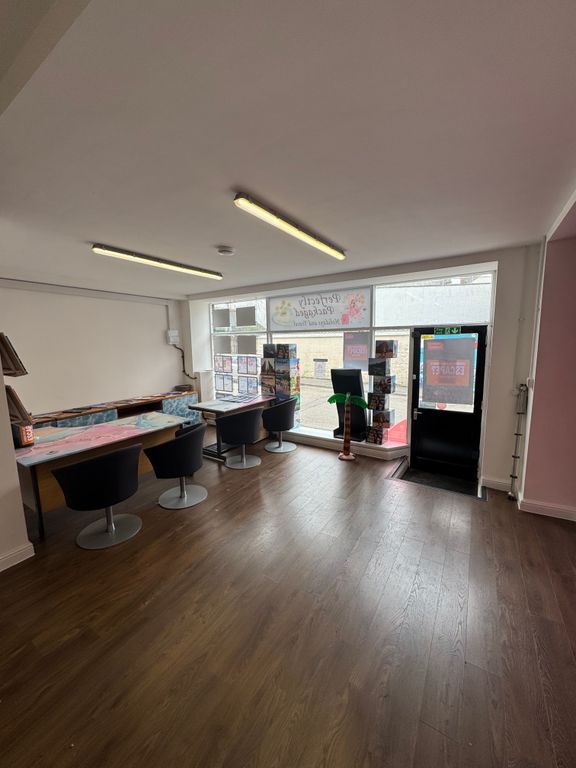 Property photo 2 of 6
