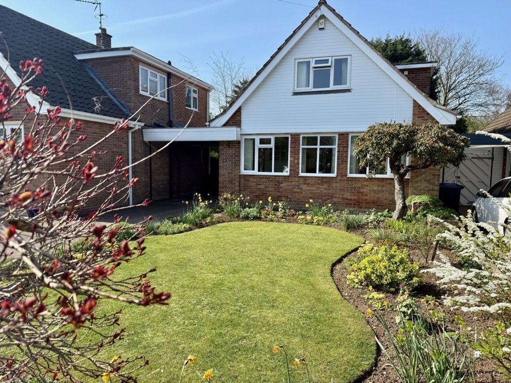 Property photo 1 of 25 Photo 13