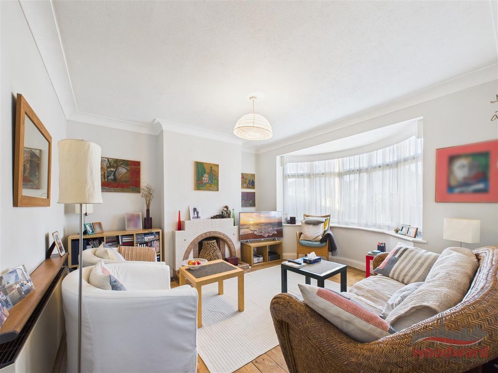 Property photo 2 of 20 Living Room