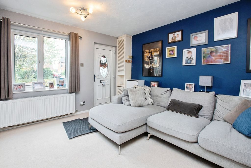Property photo 3 of 18 Pbox-Img.Jpg