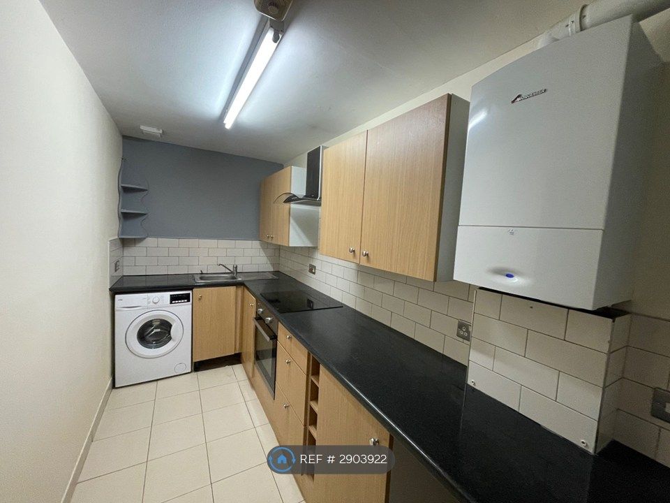 Property photo 3 of 6