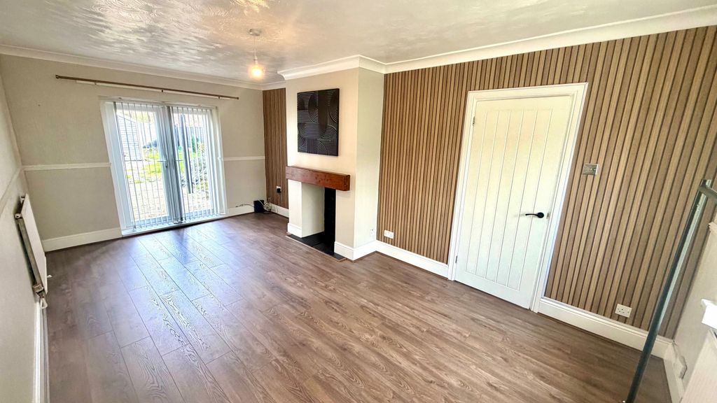 Property photo 2 of 9 View