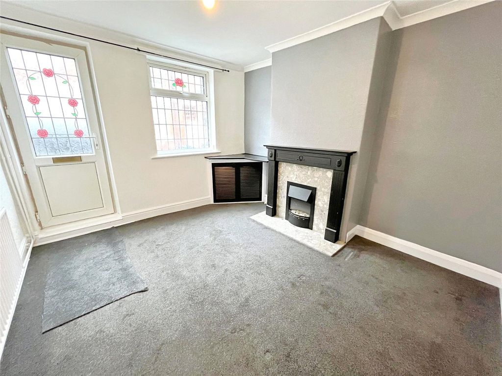 Property photo 2 of 12 Picture No. 03