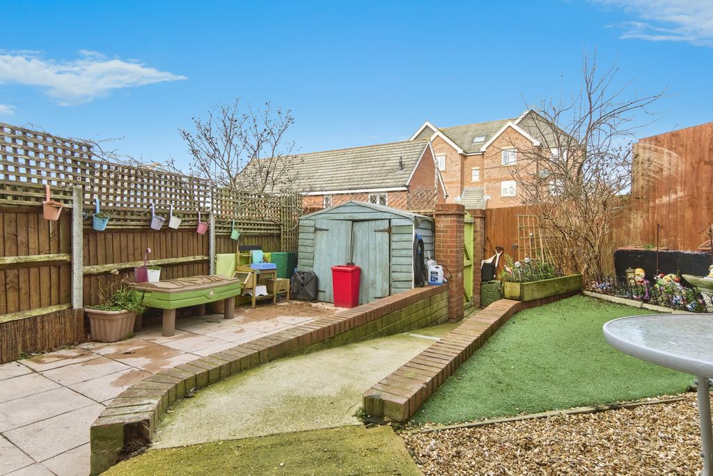 Property photo 2 of 15 Rear Garden