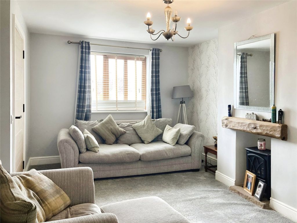 Property photo 2 of 10 Picture No. 06