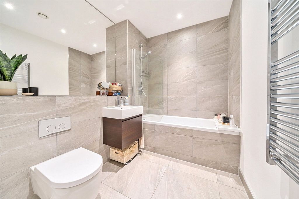 Property photo 3 of 17 Picture No. 07