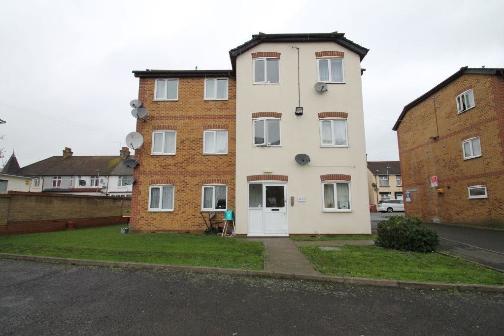 Property photo 1 of 5