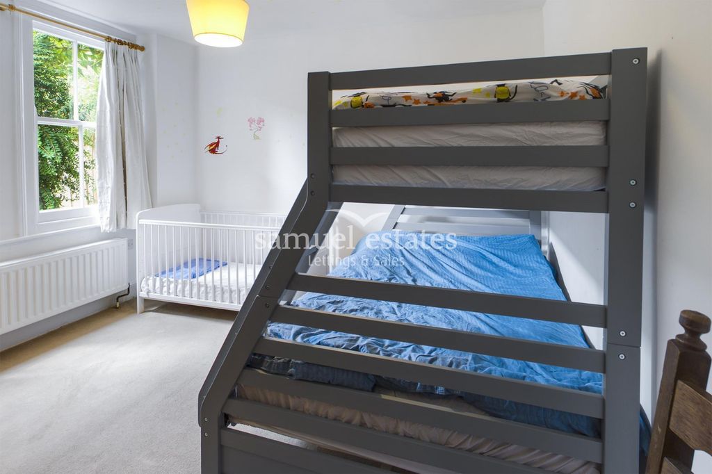 Property photo 3 of 12 Bedroom 2