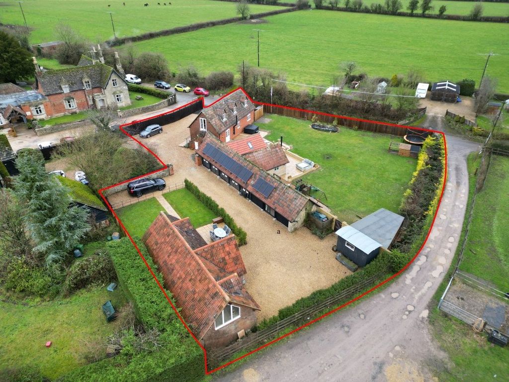 Property photo 2 of 13 Picture No. 25