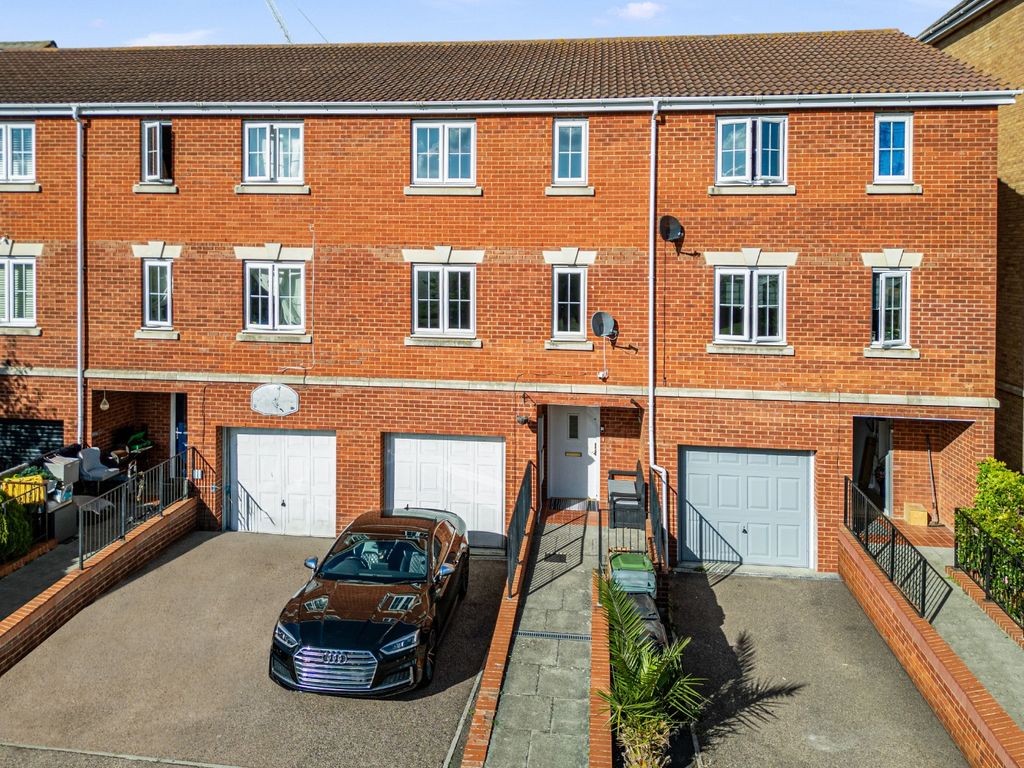 Property photo 1 of 24 5513463