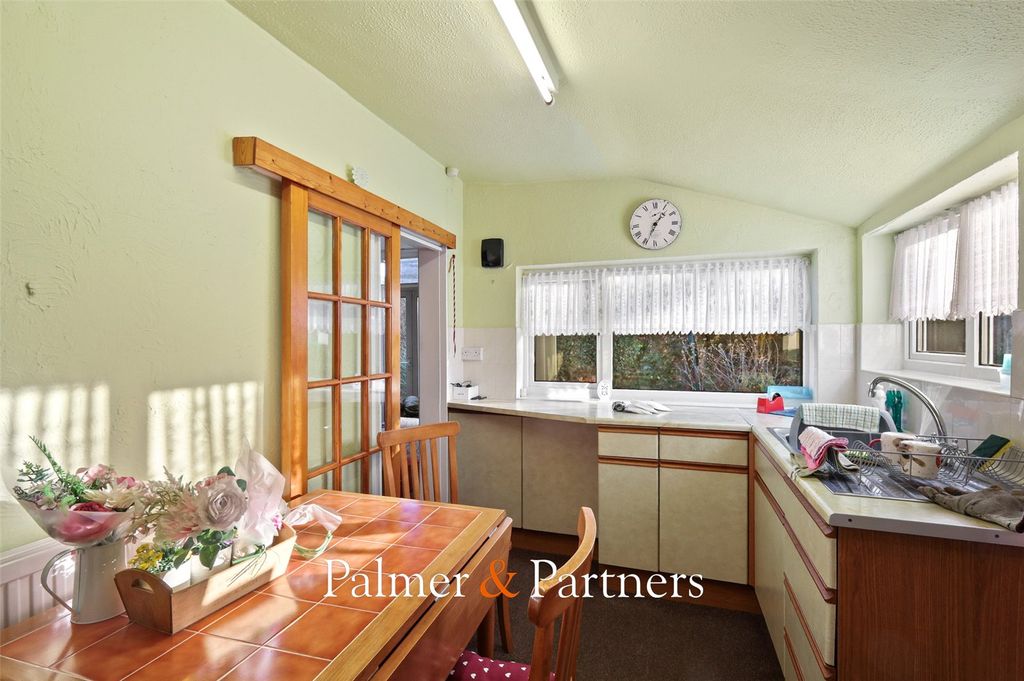 Property photo 3 of 21 Picture No. 03