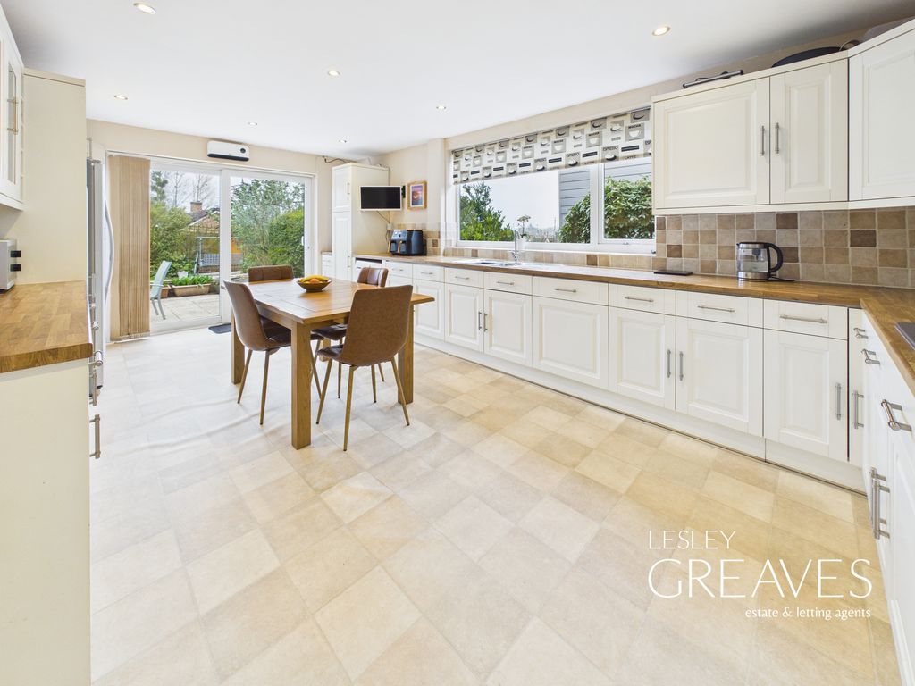 Property photo 3 of 23 Kitchen/Diner