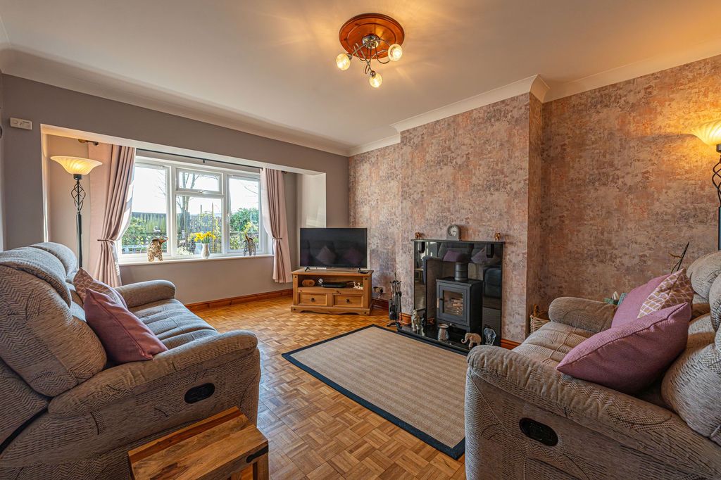 Property photo 1 of 36