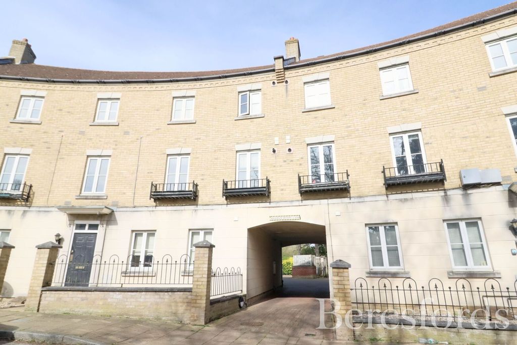 Property photo 1 of 16 Picture No. 14