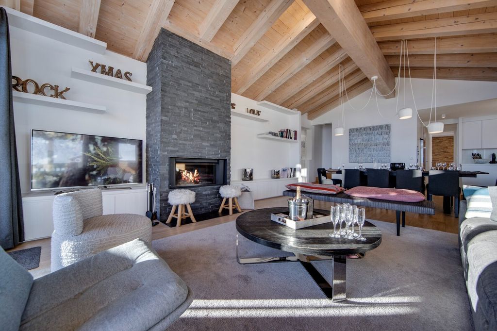 Property photo 2 of 14 The Chalet For Sale