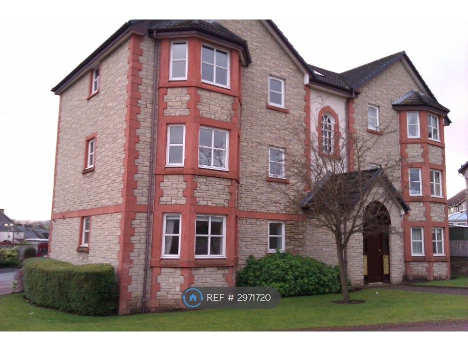 Property photo 3 of 7 Building