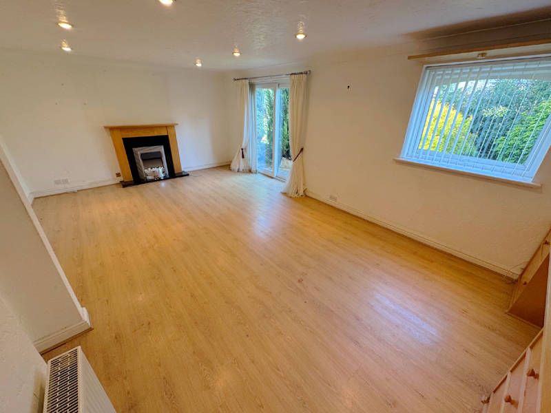 Property photo 2 of 28 Lounge Diner