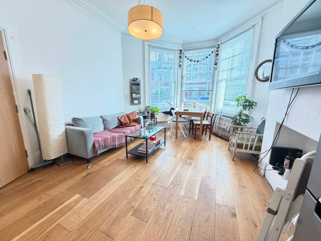 Property photo 2 of 19