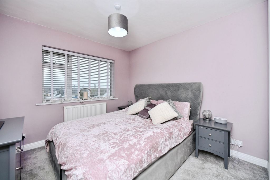 Additional image 13 of 1 bed flat for saleGorham Way, Telscombe Cliffs, Peacehaven BN10