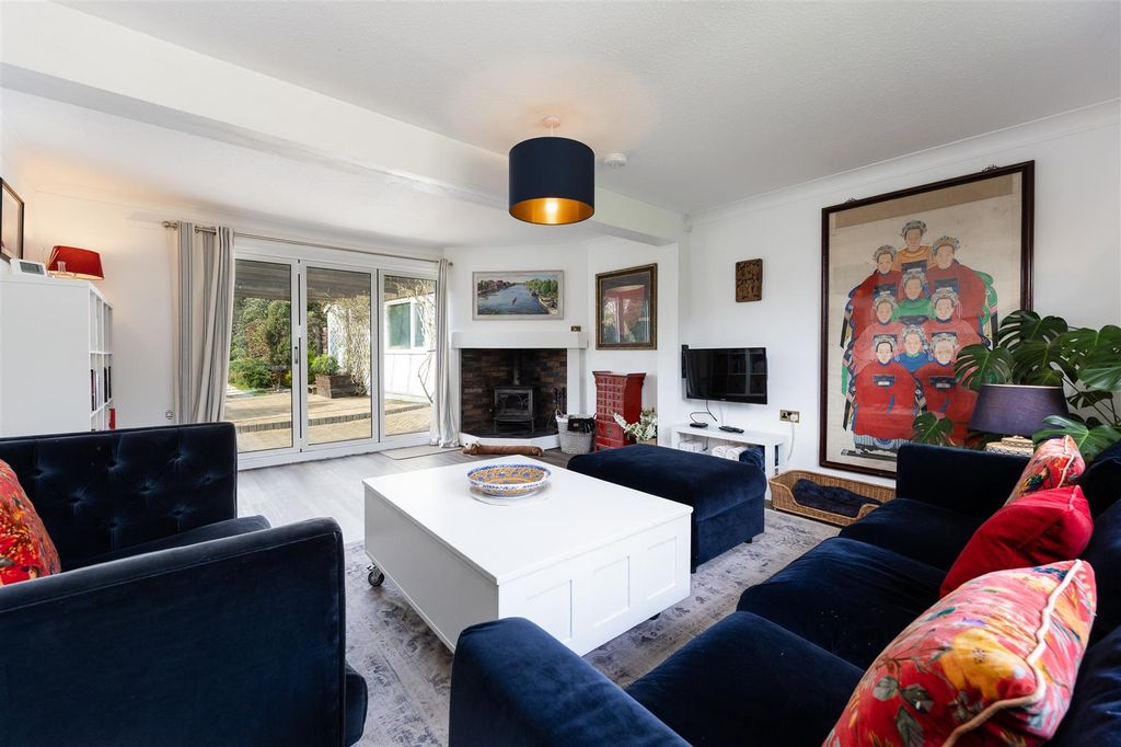 Property photo 2 of 11 Yarmouth_Spence Willard-7.Jpg