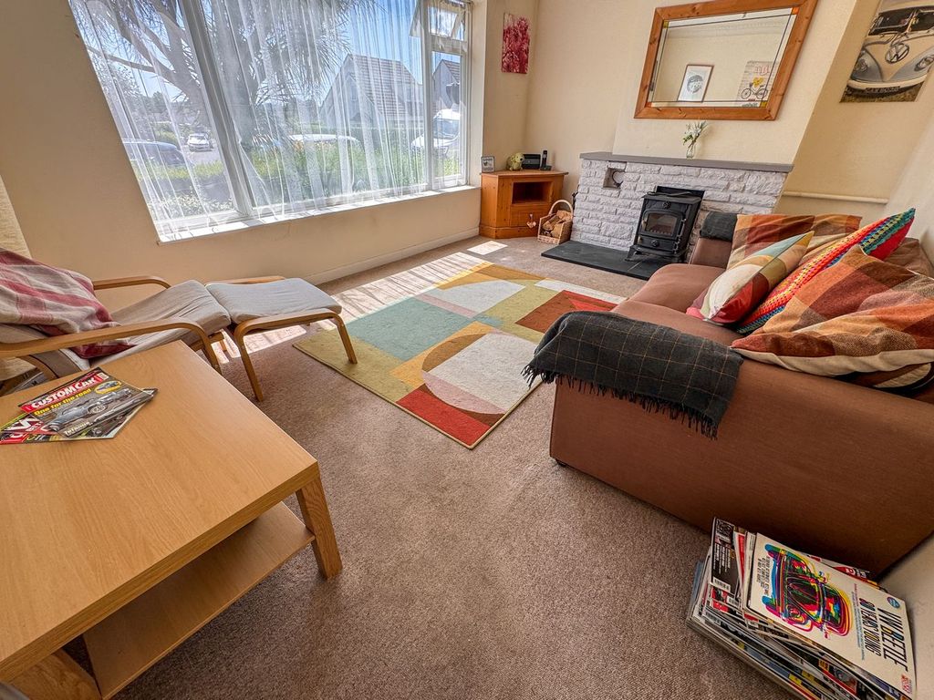 Property photo 2 of 22