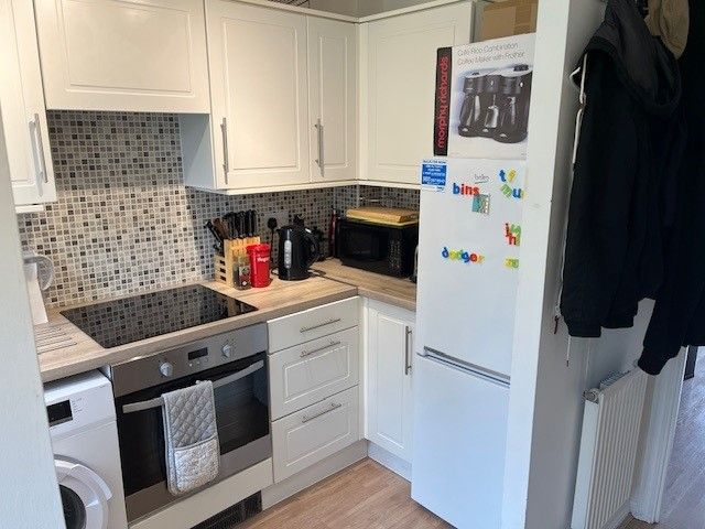 Property photo 2 of 19 Image