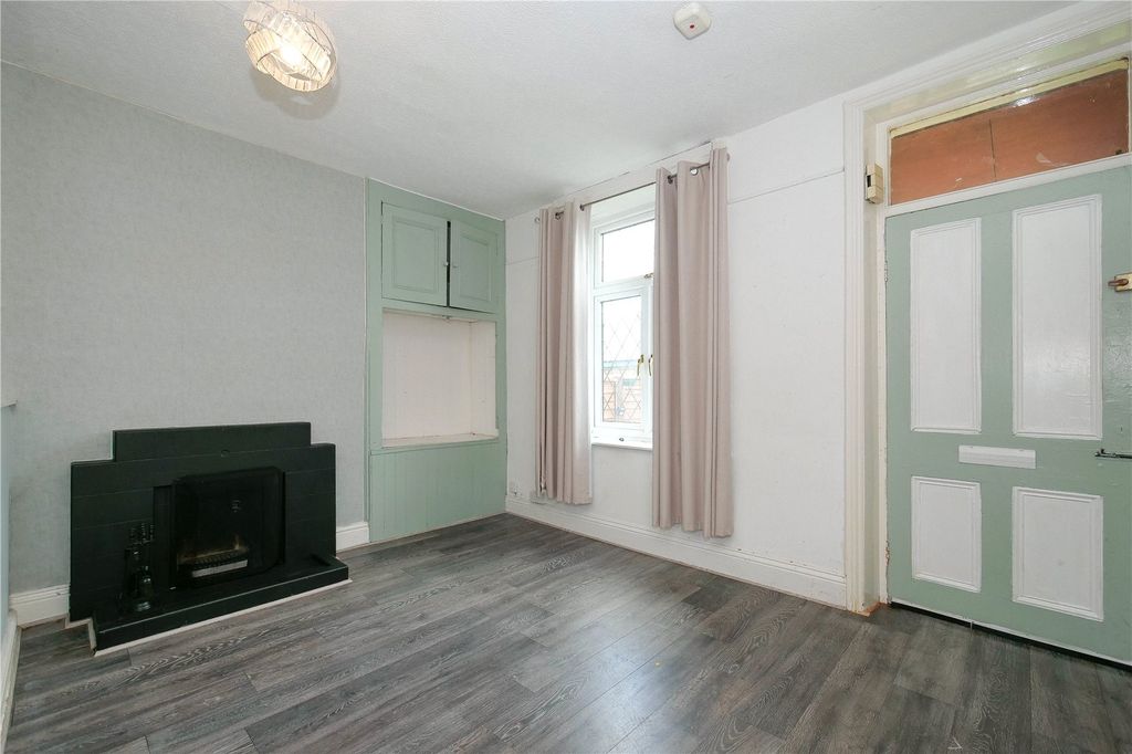 Property photo 3 of 16 Picture No. 03