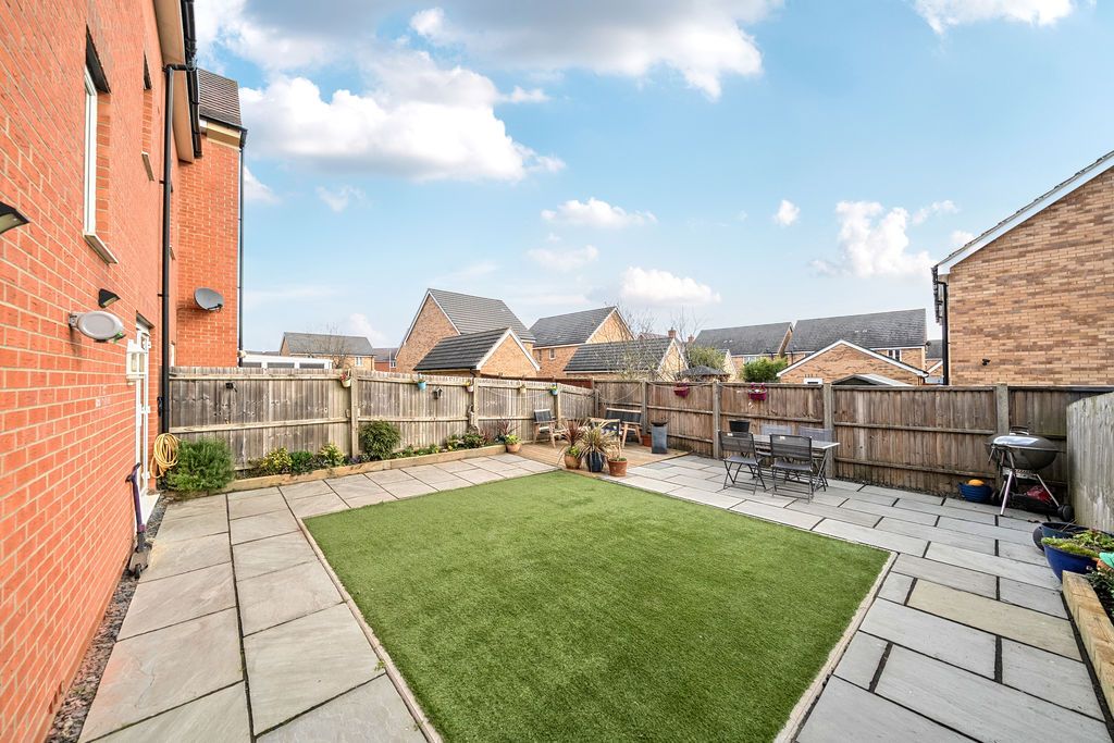 Property photo 2 of 20 Rear Garden