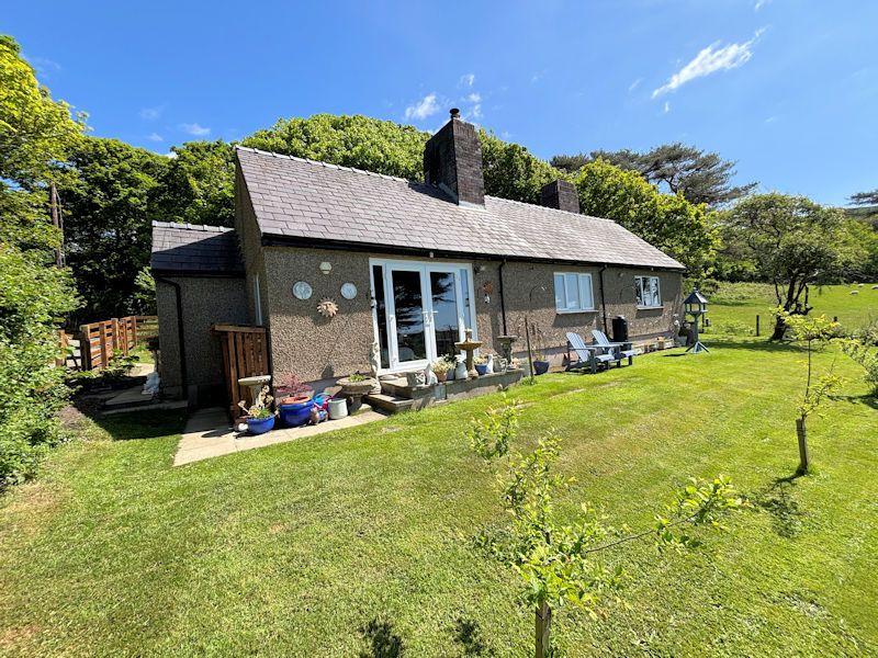 Property photo 1 of 37