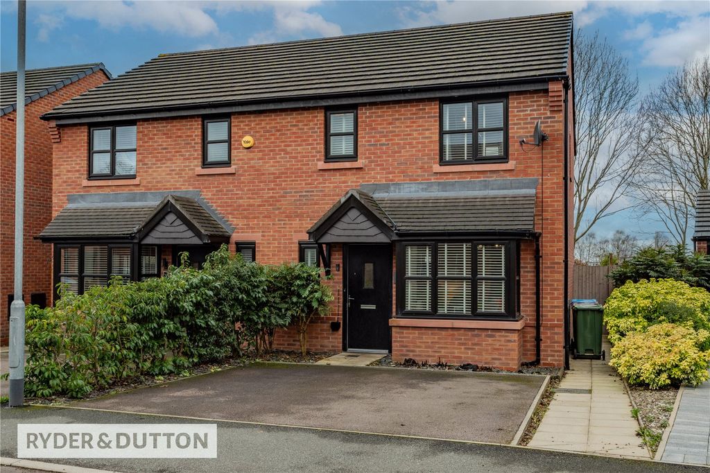 Property photo 1 of 19 External