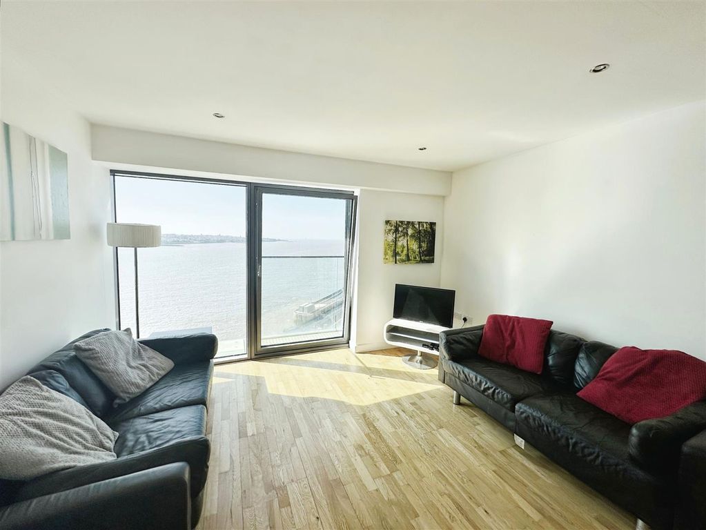 Property photo 3 of 16 Open Plan Lounge