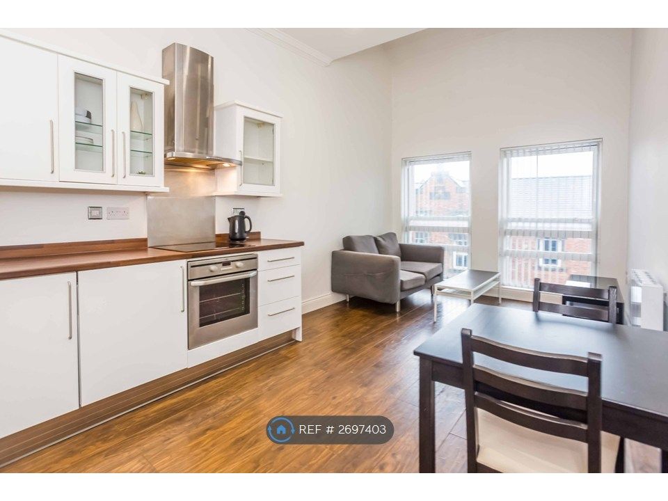 Property photo 2 of 12