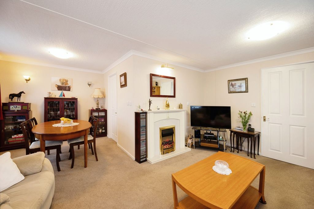 Property photo 2 of 17 Photography