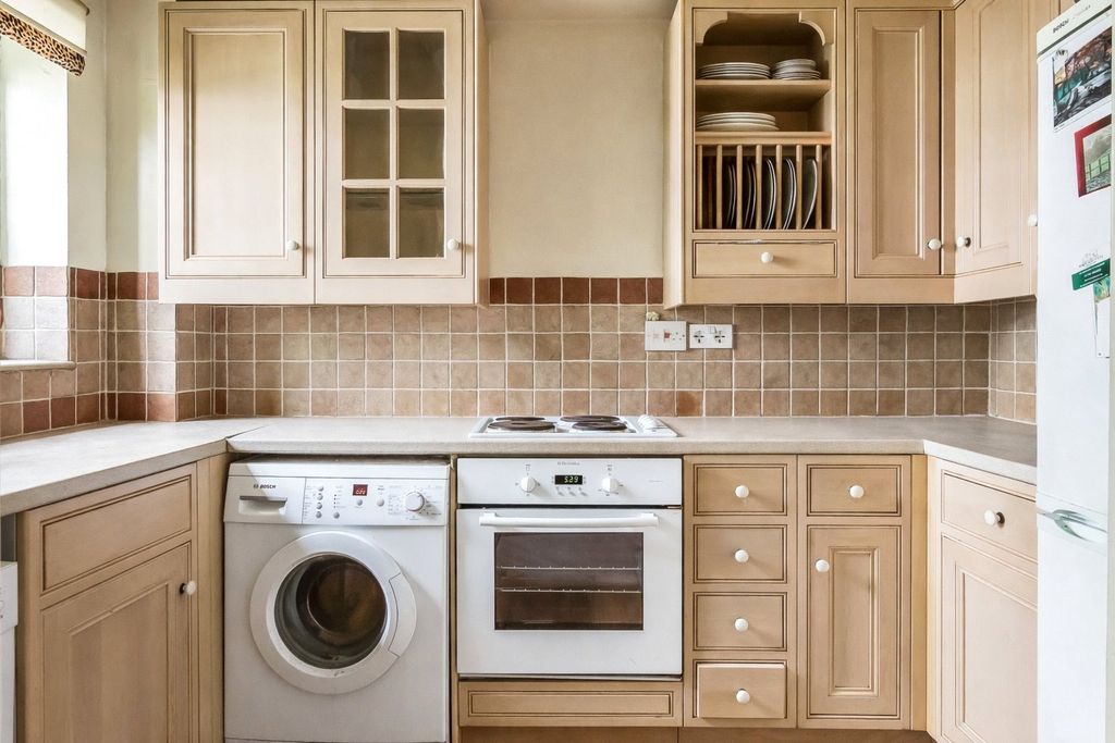 Property photo 3 of 11 Picture No. 24