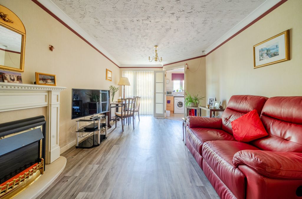 Property photo 3 of 14 1500158-12-6A79B1...