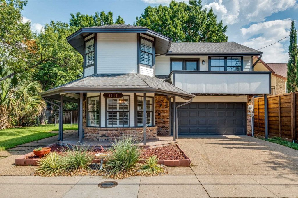 Property photo 1 of 31