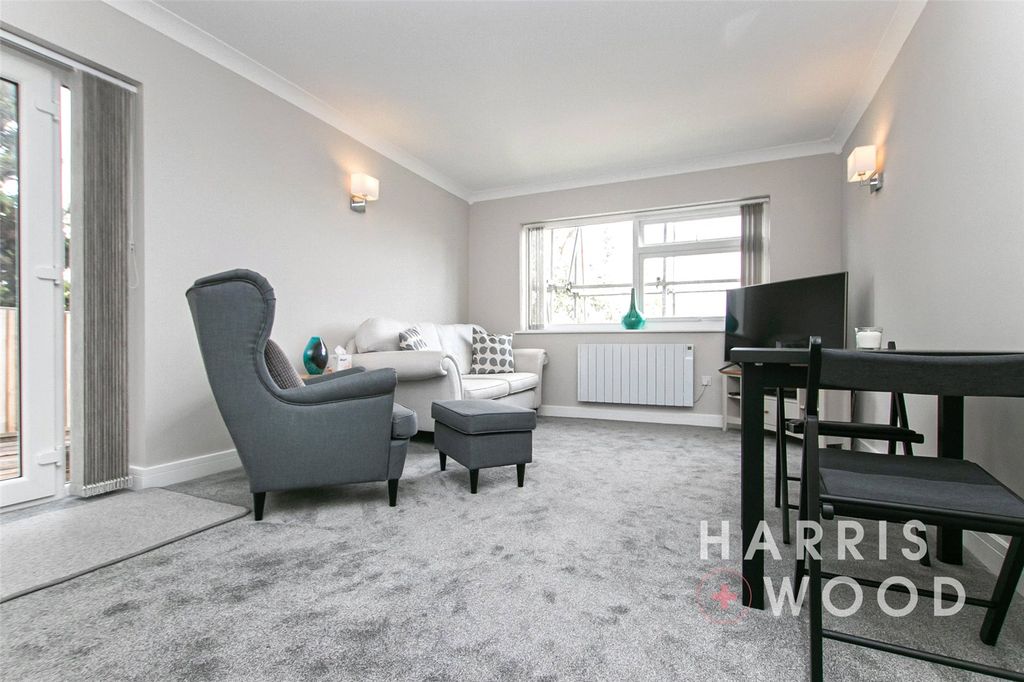 Property photo 3 of 18 Picture No. 04