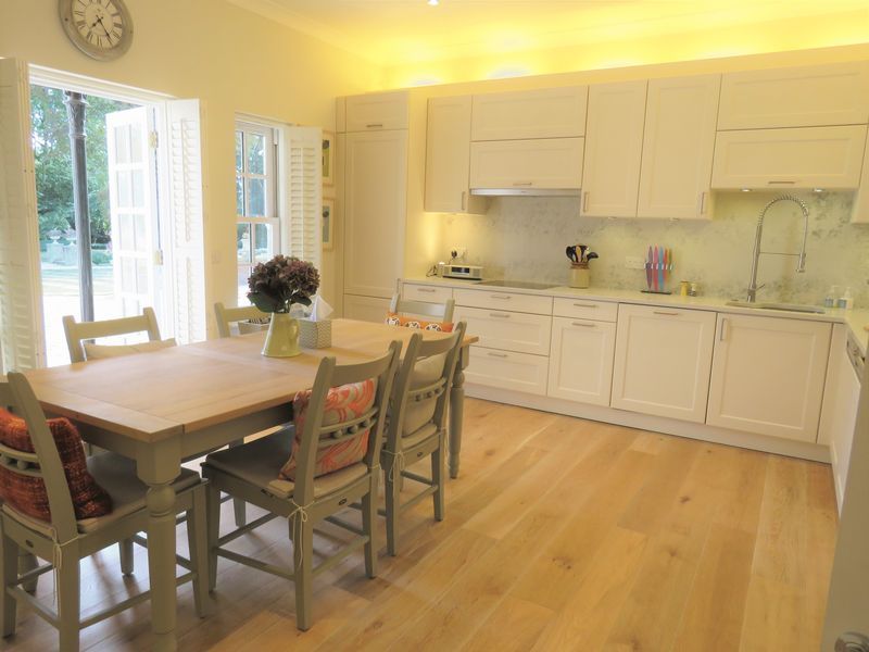 Property photo 2 of 14 Photo 12